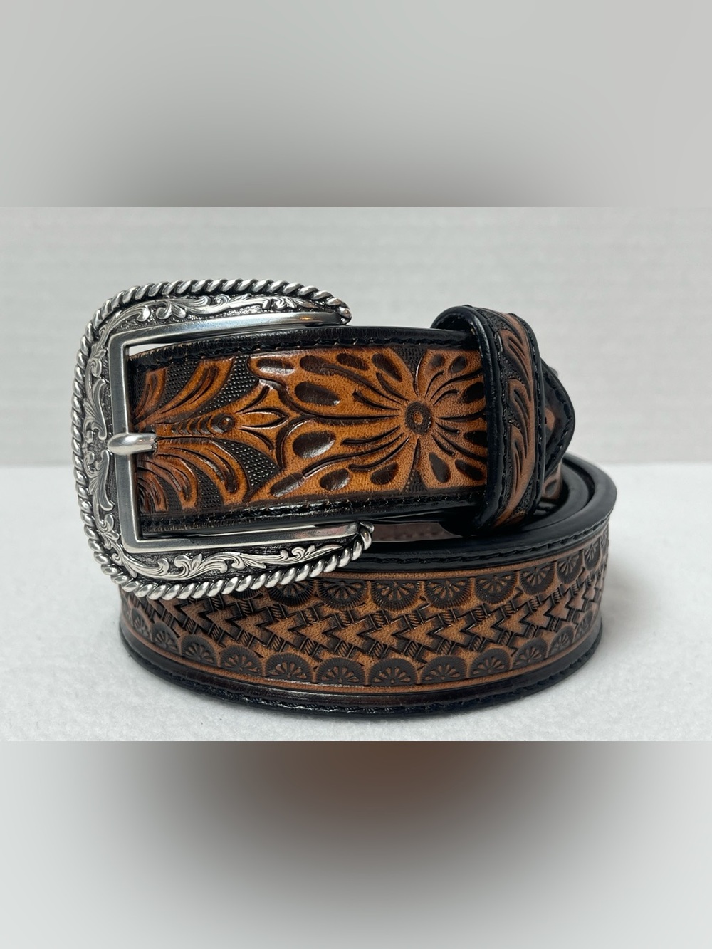 Ariat 2007 Limited Edition Buckle & Belt From Original Master Brown Size 36